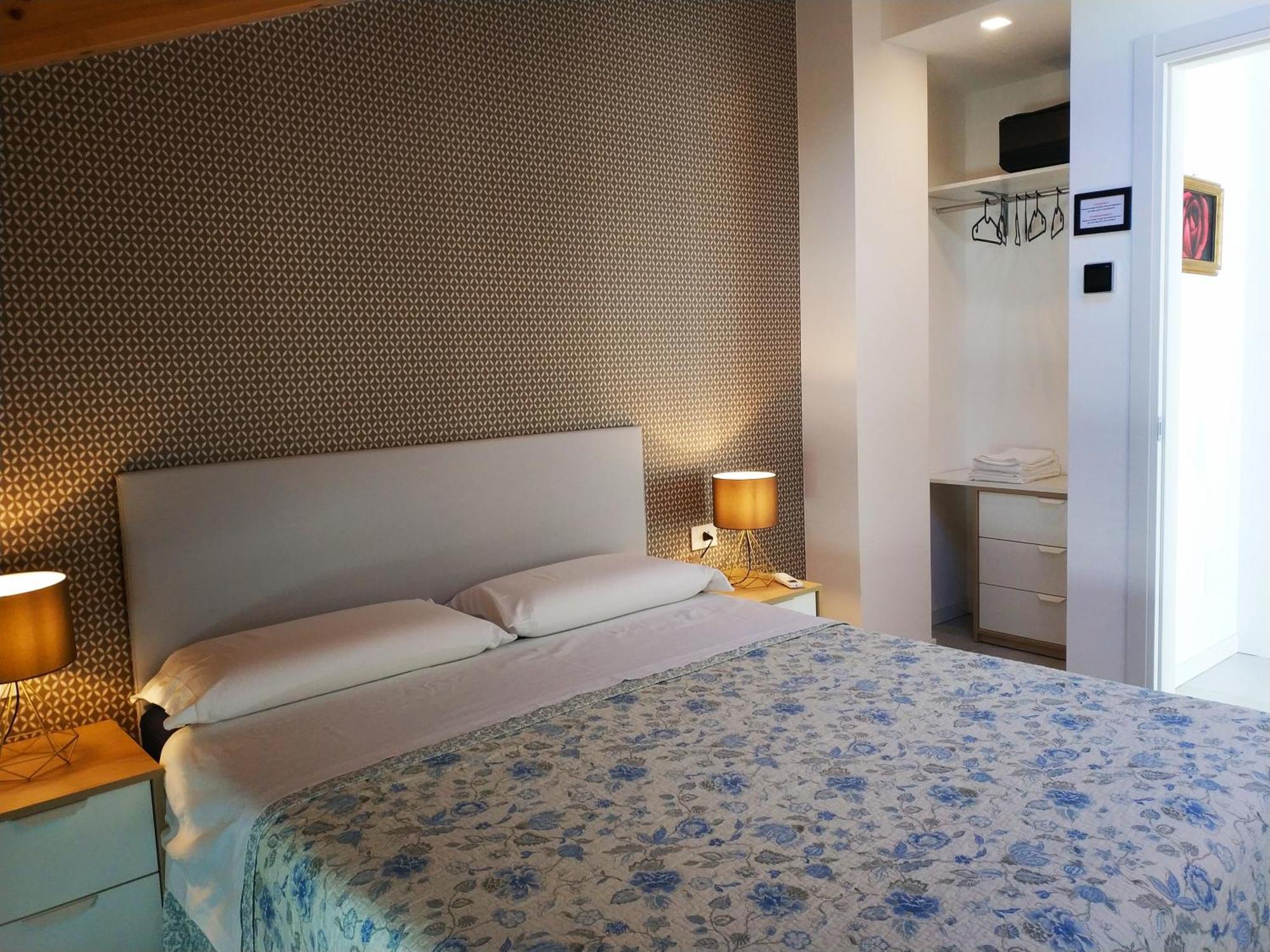 Sweet Homes Lecco Quarto foto